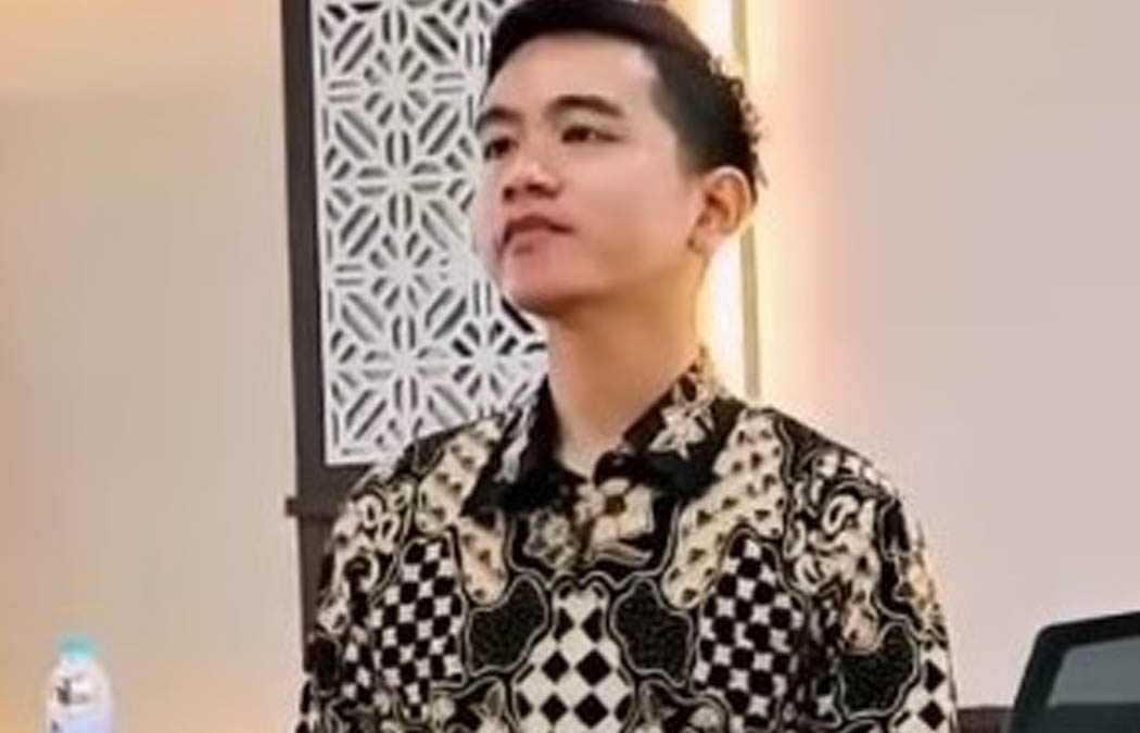 GIBRAN MENEGASKAN PENTINGNYA KEBERLANJUTAN